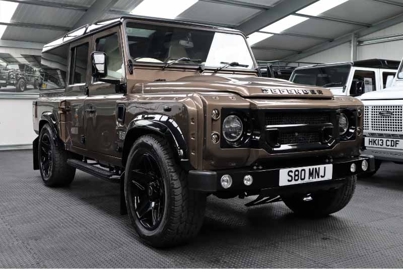 Land Rover Defender