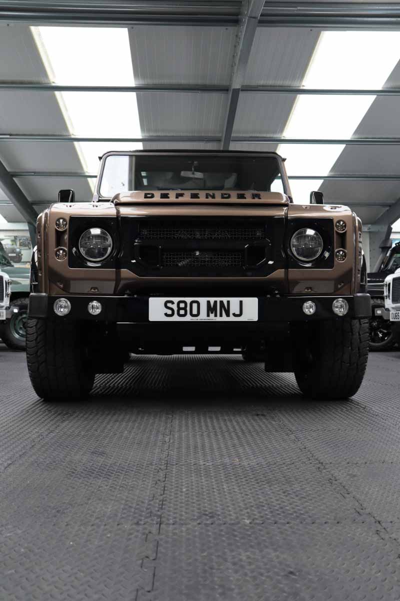 Land Rover Defender