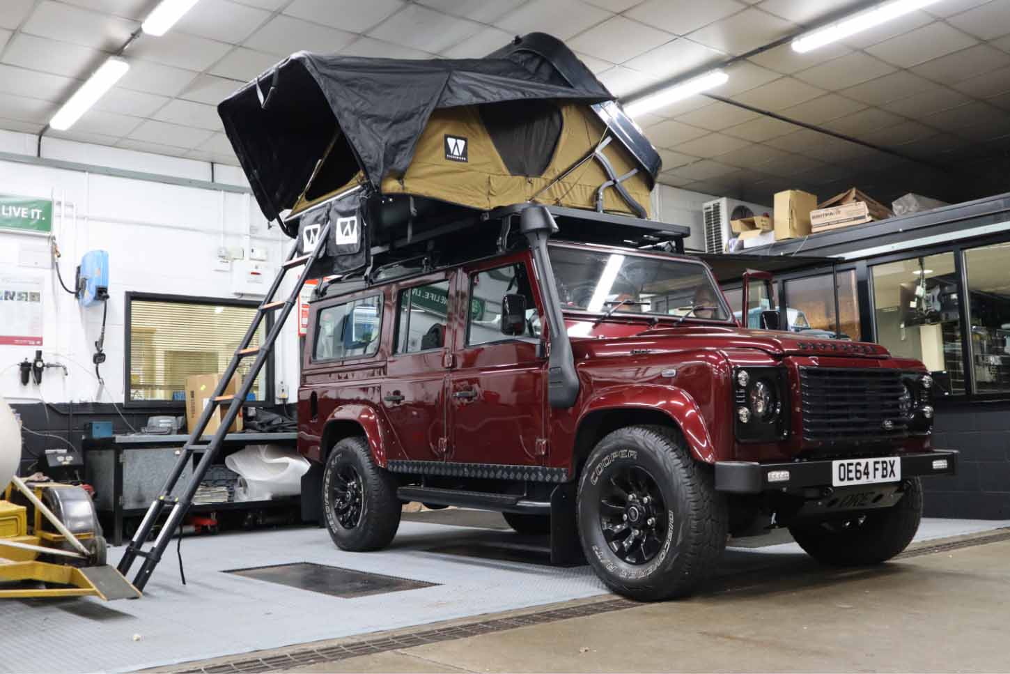 Land Rover Defender